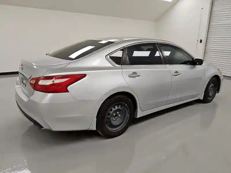 1N4AL3AP1HN311336 2017 NISSAN ALTIMA-2