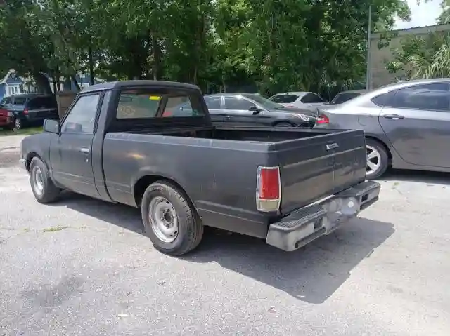 1N6ND01S1FC318854 1985 NISSAN 720-2