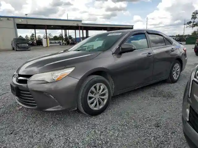4T1BF1FK4HU750488 2017 TOYOTA CAMRY-0
