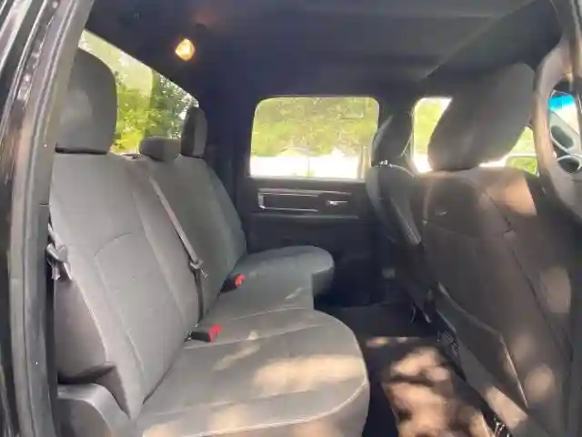 1C6RR7LT9MS518556 2021 RAM 1500-5