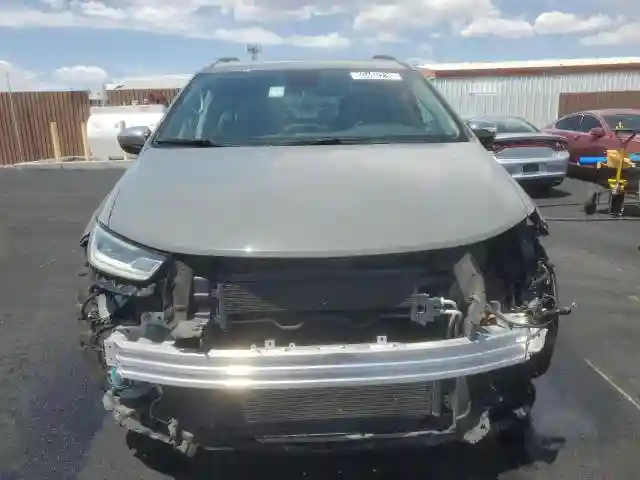 2C4RC1GG8PR529266 2023 CHRYSLER PACIFICA-4