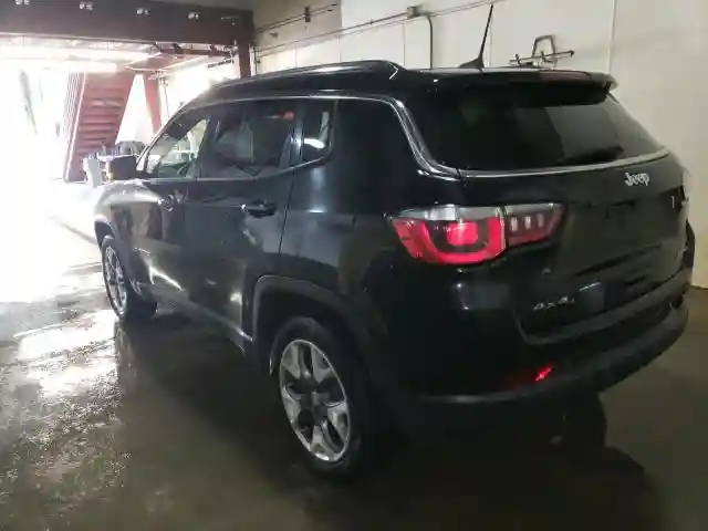 3C4NJDCB2LT221372 2020 JEEP COMPASS-1