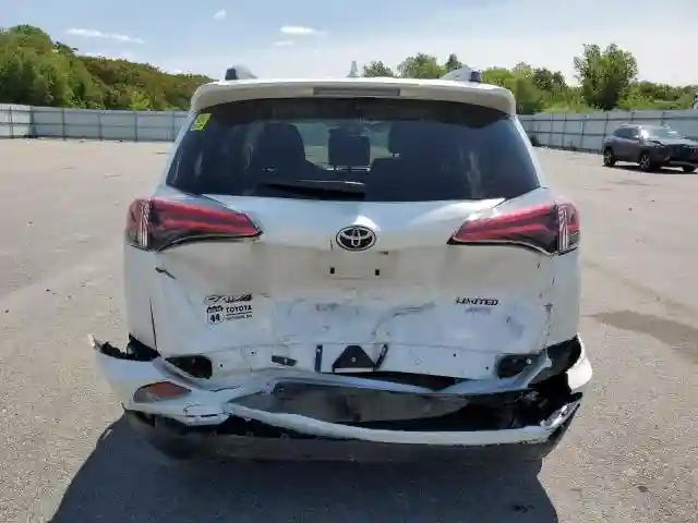 JTMDFREV7JJ249657 2018 TOYOTA RAV4-5
