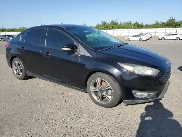 1FADP3FE0HL307928 2017 FORD FOCUS-3