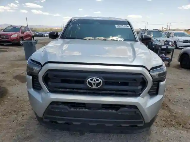 3TYKD5HN3ST025070 2025 TOYOTA TACOMA-4