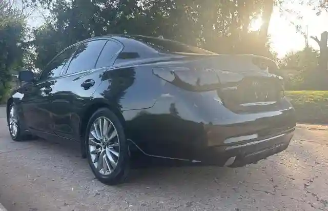 JN1EV7AP4JM590552 2018 INFINITI Q50-2