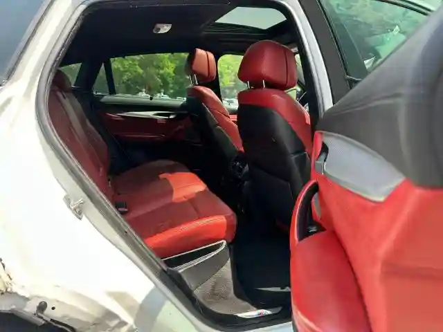 5UXKU2C58G0N81191 2016 BMW X6-4