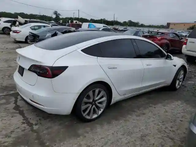5YJ3E1EA3KF332041 2019 TESLA MODEL 3-2