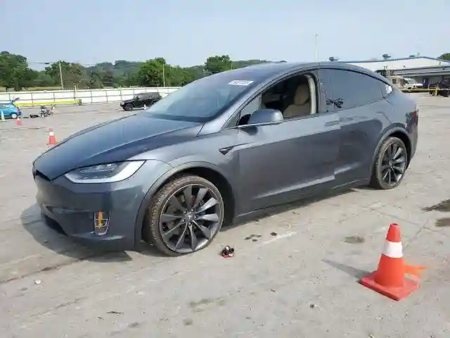 5YJXCBE23HF040517 2017 TESLA MODEL X-0