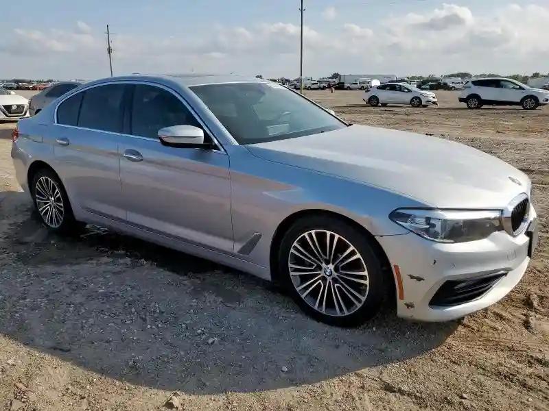 WBAJA5C58JWA37396 2018 BMW 5 SERIES-3