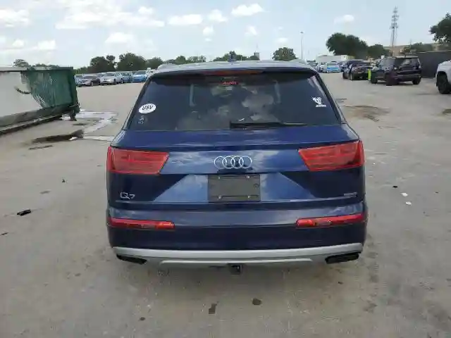 WA1LAAF73KD049283 2019 AUDI Q7-5