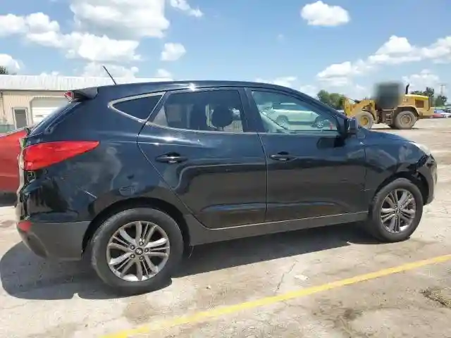 KM8JT3AFXFU010869 2015 HYUNDAI TUCSON-2