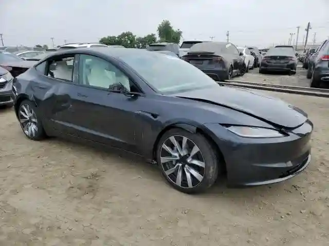 5YJ3E1EA7SF940886 2025 TESLA MODEL 3-3