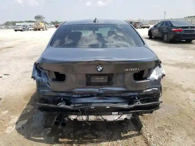 WBA8B9G5XJNU99426 2018 BMW 3 SERIES-5