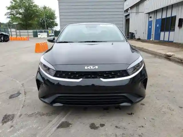 3KPF24AD8RE777026 2024 KIA FORTE-4