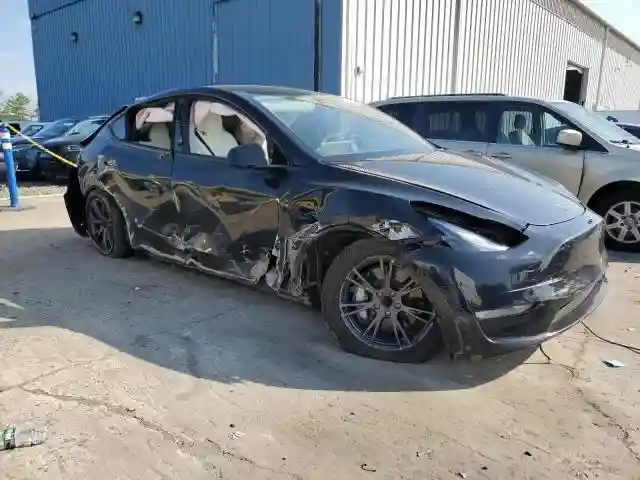 7SAYGDED7RF162680 2024 TESLA MODEL Y-3