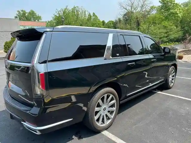 1GYS4MKL8MR367932 2021 CADILLAC ESCALADE-2