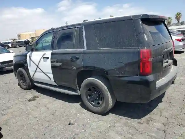 1GNLCDEC2KR244186 2019 CHEVROLET TAHOE-1
