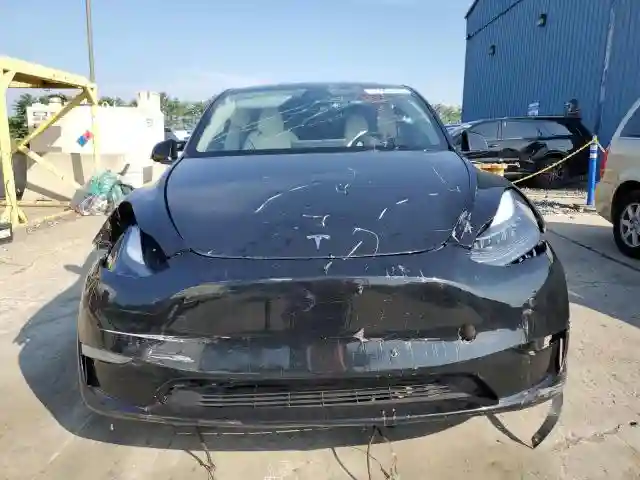 7SAYGDED7RF162680 2024 TESLA MODEL Y-4