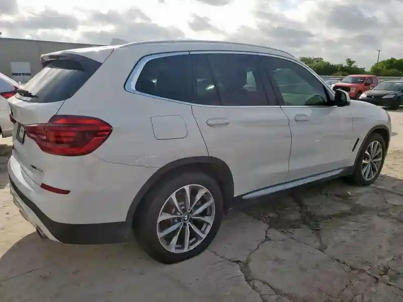 5UXTR7C50KLE94138 2019 BMW X3-2