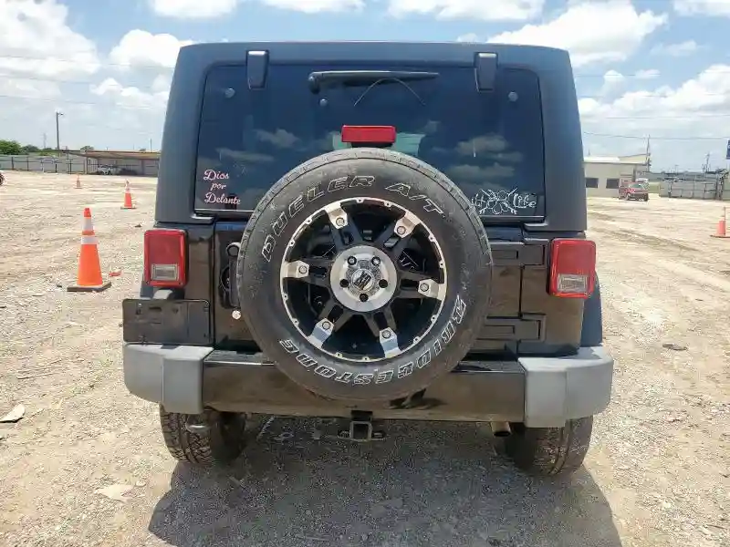 1C4HJWEG9GL103631 2016 JEEP WRANGLER-5