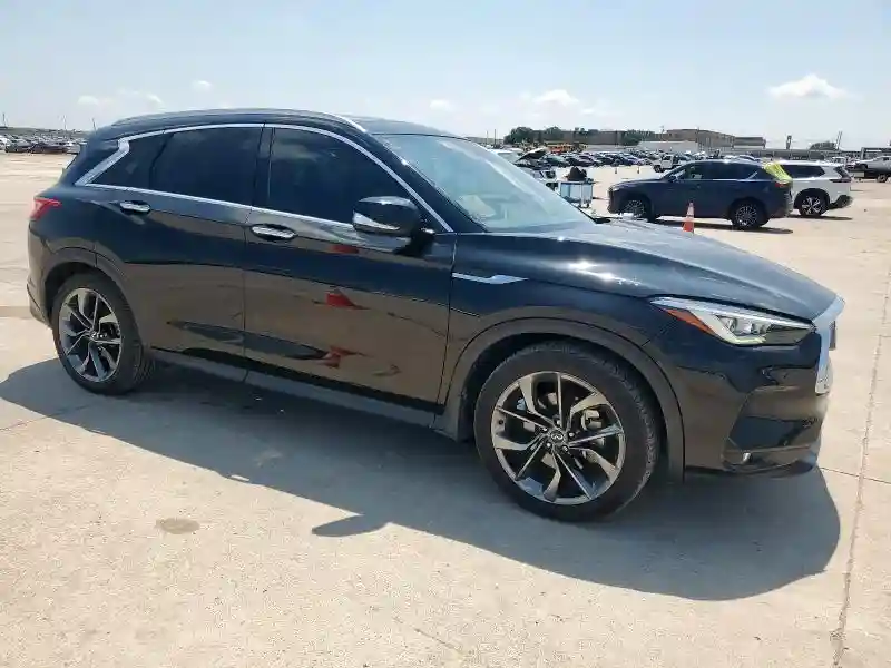 3PCAJ5M1XKF126209 2019 INFINITI QX50-3