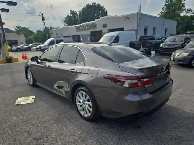 4T1C11AK2PU142798 2023 TOYOTA CAMRY-2