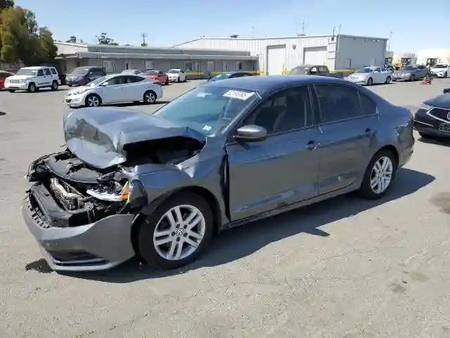 3VW2B7AJ4JM226346 2018 VOLKSWAGEN JETTA-0