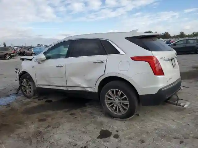 1GYKNCRS8JZ182473 2018 CADILLAC XT5-1