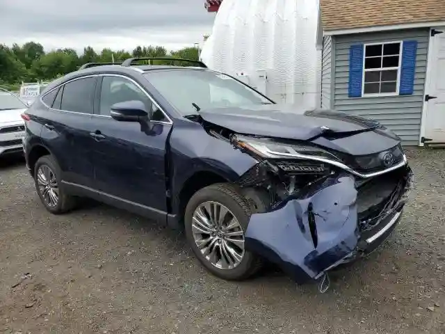 JTEAAAAH3PJ128180 2023 TOYOTA VENZA-3