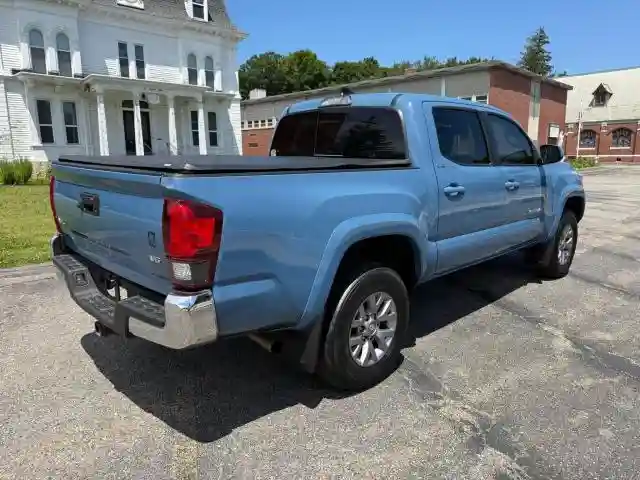 3TMCZ5AN8KM272578 2019 TOYOTA TACOMA-3