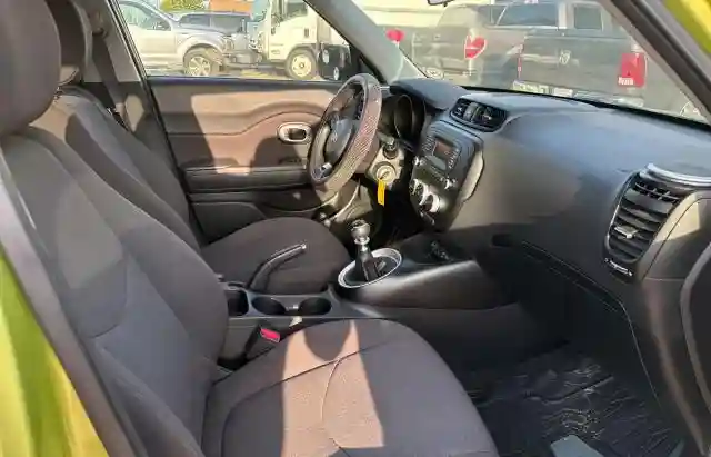 KNDJN2A29G7836361 2016 KIA SOUL-4