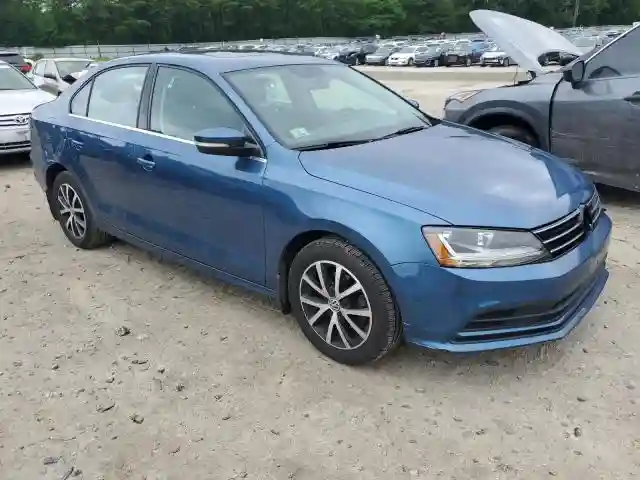 3VWB67AJ0HM266907 2017 VOLKSWAGEN JETTA-3