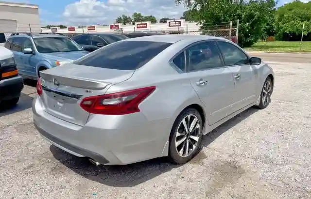 1N4AL3AP6HC283271 2017 NISSAN ALTIMA-3