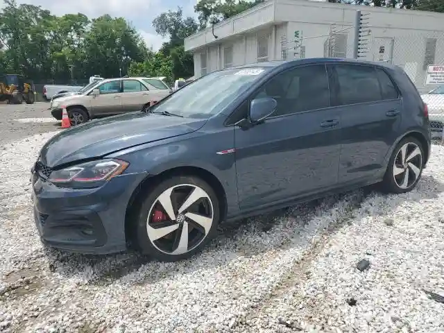 3VW447AU6JM296752 2018 VOLKSWAGEN GTI-0
