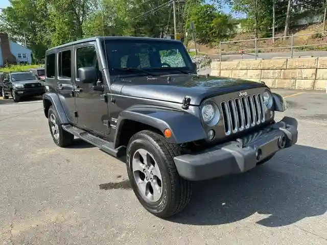 1C4HJWEG4HL661050 2017 JEEP WRANGLER-3