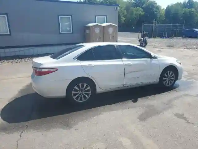 4T1BF1FKXGU558331 2016 TOYOTA CAMRY-2