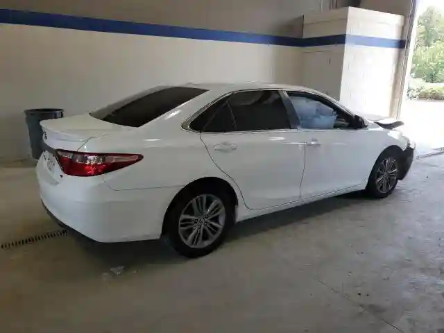 4T1BF1FK7GU520426 2016 TOYOTA CAMRY-2