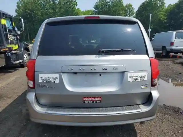 2C4RDGEG1JR240854 2018 DODGE CARAVAN-5