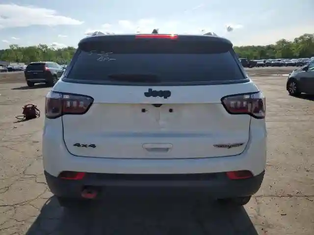 3C4NJDDBXKT671249 2019 JEEP COMPASS-5