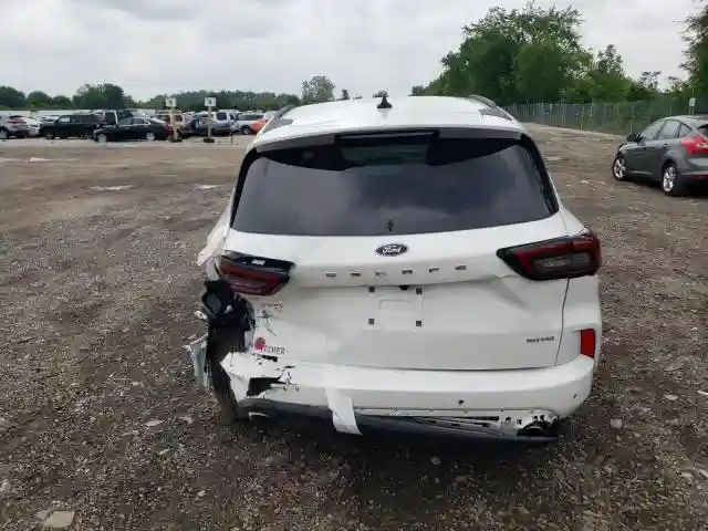 1FMCU9NA5PUA71832 2023 FORD ESCAPE ST-5