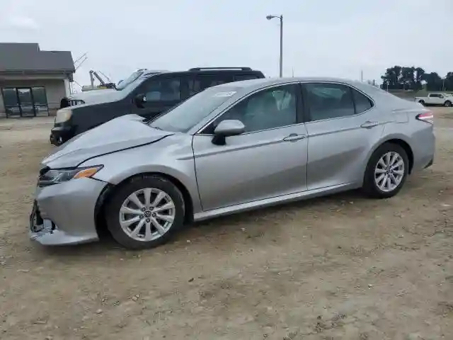 4T1B11HK0JU612741 2018 TOYOTA CAMRY-0