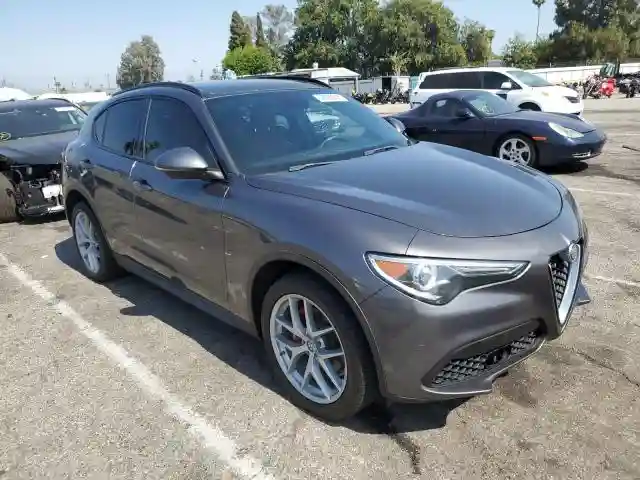 ZASPAKBN7K7C30393 2019 ALFA ROMEO STELVIO-3