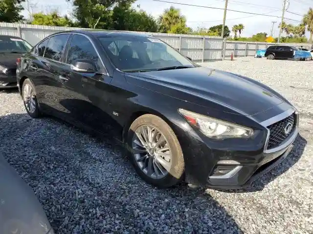 JN1EV7AP4JM350109 2018 INFINITI Q50-3