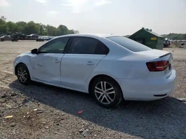 3VW2B7AJ5HM370871 2017 VOLKSWAGEN JETTA-1