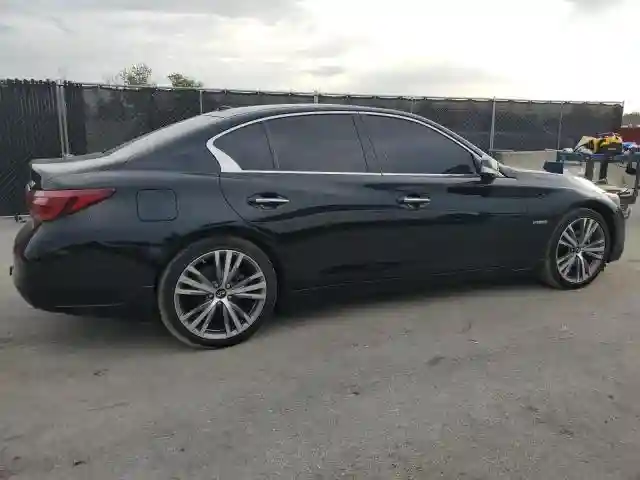 JN1AV7APXJM160023 2018 INFINITI Q50-2