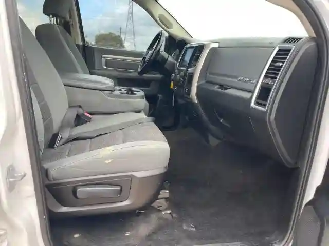1C6RR6LT3GS170087 2016 RAM 1500-4