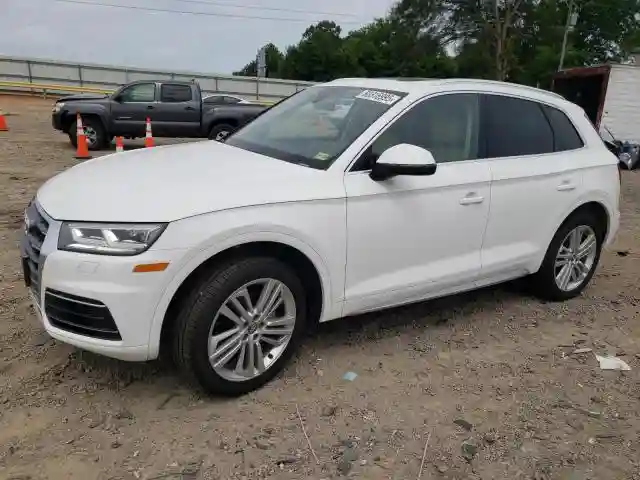 WA1BNAFY1J2110844 2018 AUDI Q5-0