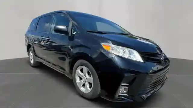 5TDZZ3DC4HS860169 2017 TOYOTA ALL MODELS-0