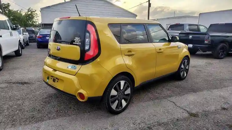 KNDJX3A58F7210230 2015 KIA SOUL-3